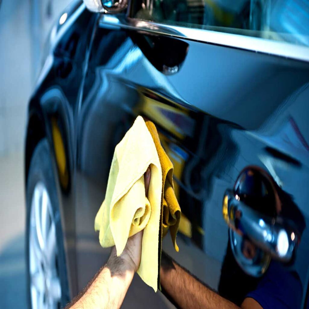 چگونگی شستشو و نظافت اتومبیل
